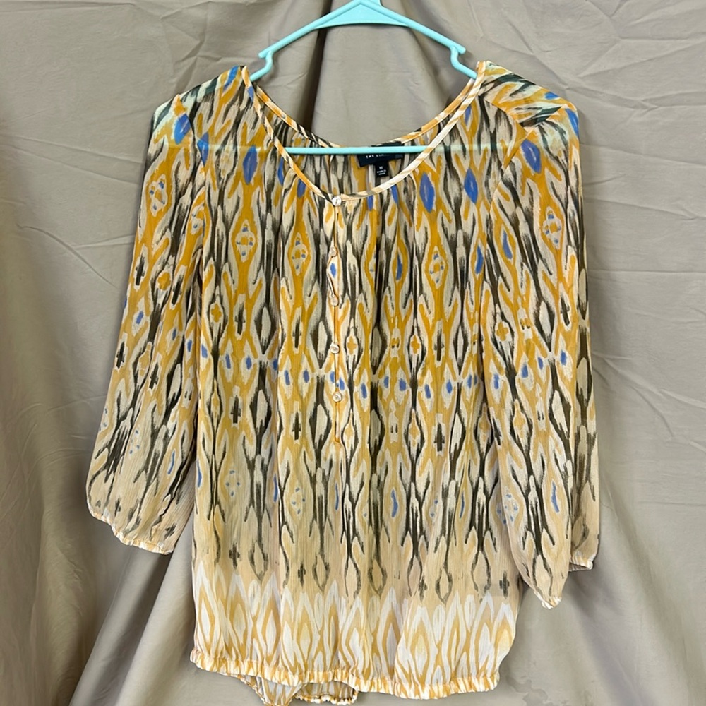 Women’s dress shirt